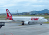 Airbus A320-214, PR-MHZ, da TAM (LATAM Brasil). (02/01/2020)