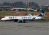 Embraer 195AR, PR-AYR, da Azul. (14/05/2014)