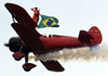 Wingwalker Marta Bognar na asa do Boeing A75N1 Stearman, PT-ZST, pilotado por Ricardo Beltran Crespo. (13/05/2012)