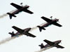 Extra EA-300L dos Halcones (Fuerza Aérea de Chile). (13/05/2012)