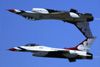 Lockheed Martin F-16CM Fighting Falcon dos Thunderbirds (USAF - United States Air Force). (12/04/2024)